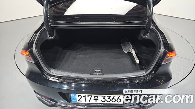 Hyundai Grandeur 2023 — photo 20