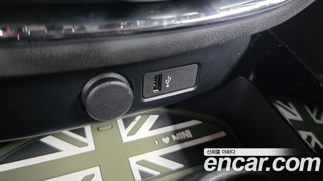 Mini Clubman 2024 — photo 22