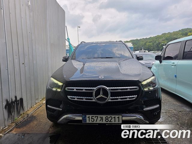 Mercedes-Benz GLE-Class 2024 — photo 2