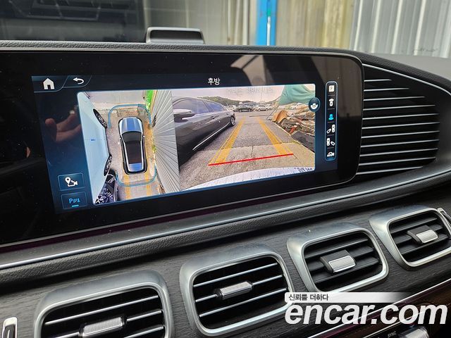 Mercedes-Benz GLE-Class 2024 — photo 11