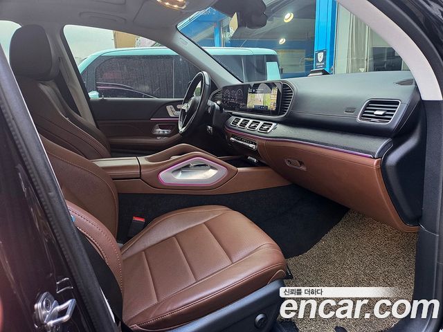 Mercedes-Benz GLE-Class 2024 — photo 17
