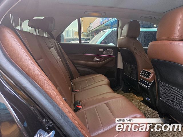 Mercedes-Benz GLE-Class 2024 — photo 18