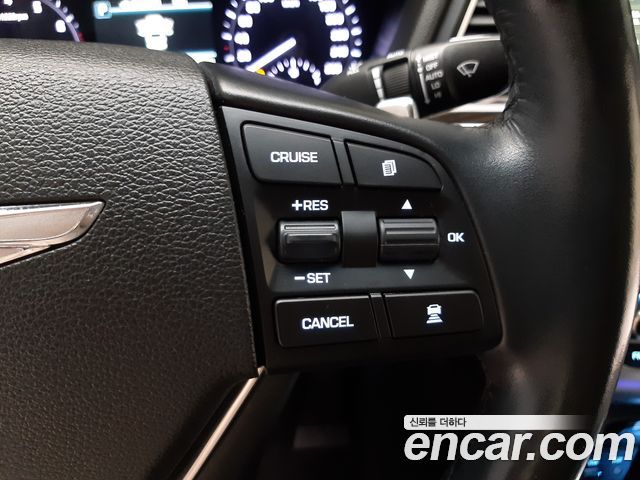 Genesis G80 2017 — photo 19