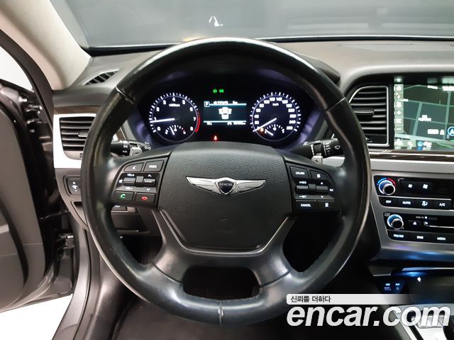 Genesis G80 2017 — photo 20