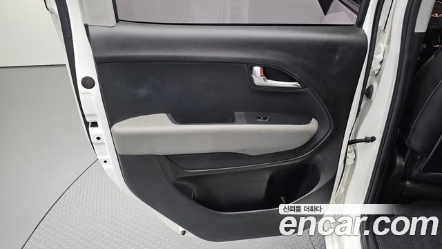 Kia RAY 2023 — photo 15