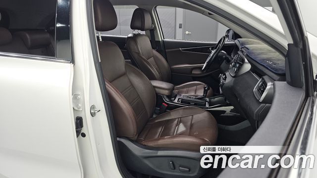 Kia Sorento 2016 — photo 16