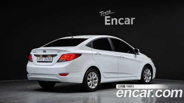 Hyundai Accent 2016 — photo 2