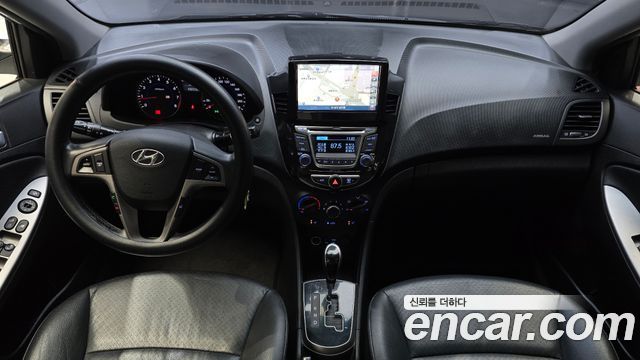 Hyundai Accent 2016 — photo 10