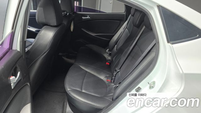 Hyundai Accent 2016 — photo 18
