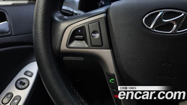 Hyundai Accent 2016 — photo 23