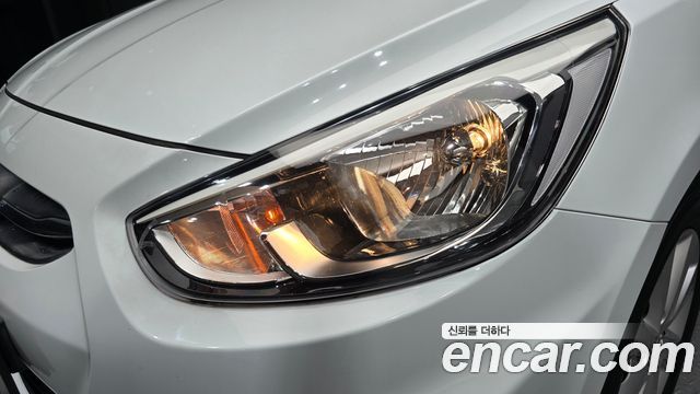 Hyundai Accent 2016 — photo 8