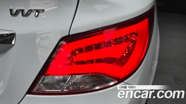 Hyundai Accent 2016 — photo 9