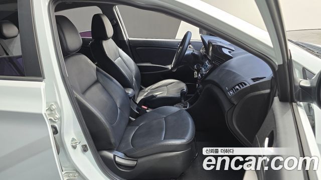 Hyundai Accent 2016 — photo 16