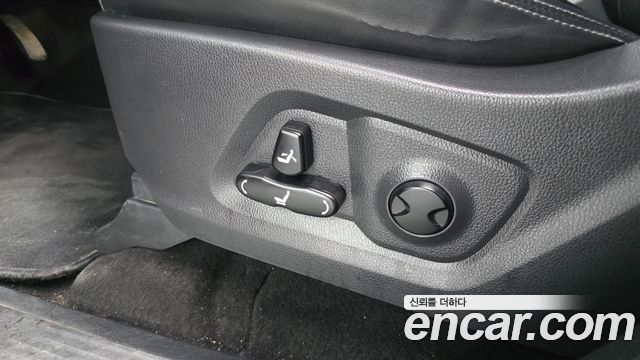 KG Mobility Rexton 2025 — photo 31