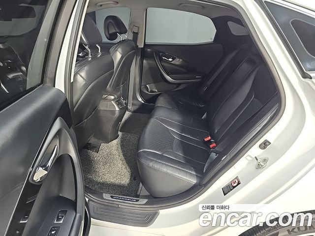 Hyundai Grandeur 2016 — photo 12