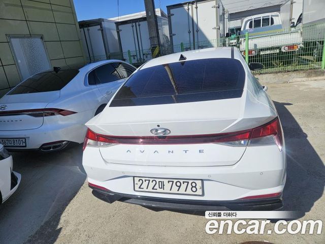 Hyundai AVANTE 2022 — photo 4