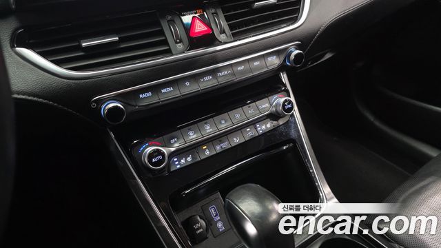 Hyundai Grandeur 2018 — photo 23
