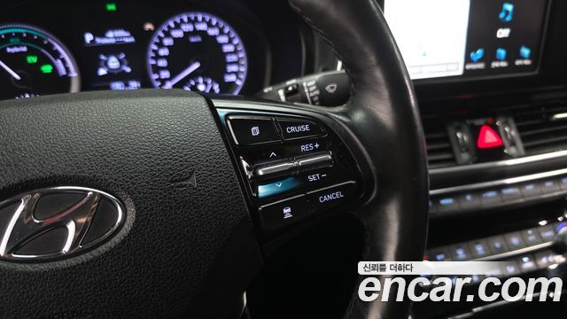 Hyundai Grandeur 2018 — photo 31
