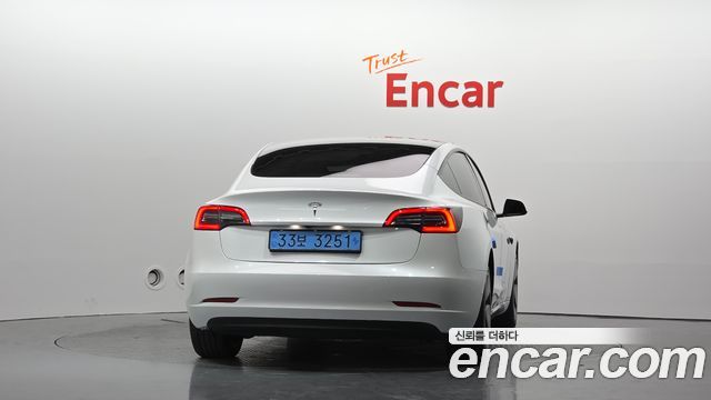 Tesla Model 3 2022 — photo 4