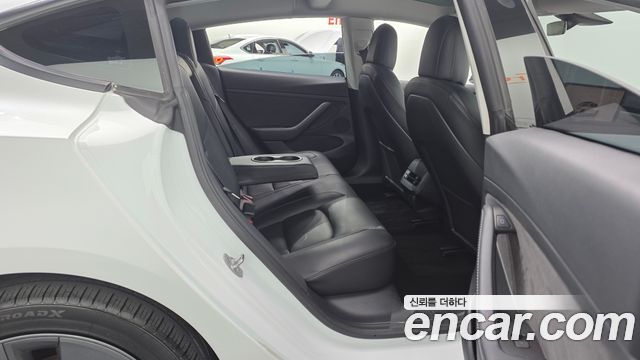 Tesla Model 3 2022 — photo 17