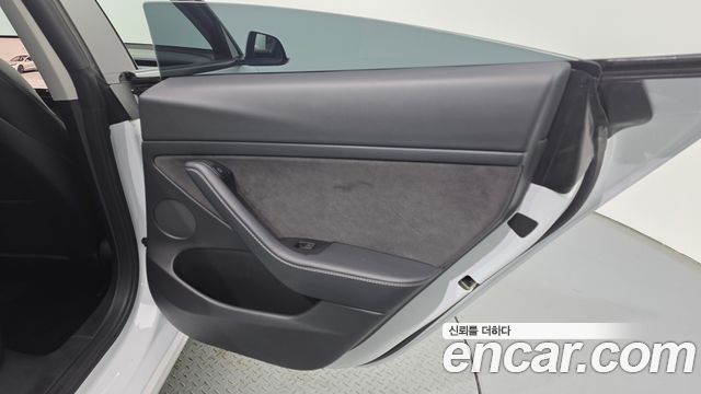Tesla Model 3 2022 — photo 15