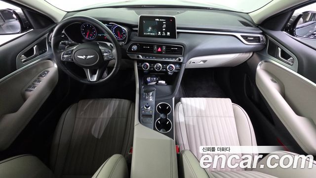 Genesis G70 2018 — photo 10