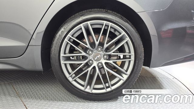 Genesis G70 2018 — photo 7