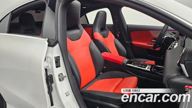 Mercedes-Benz CLA-Class 2026 — photo 16