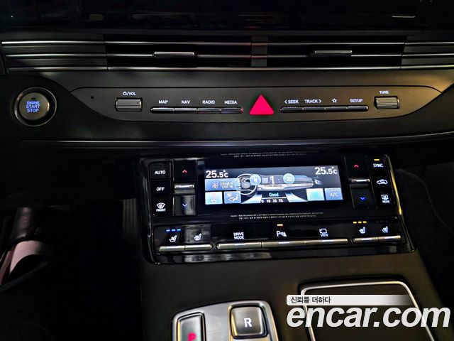 Hyundai Grandeur 2023 — photo 16