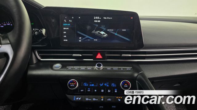 Hyundai AVANTE 2021 — photo 21