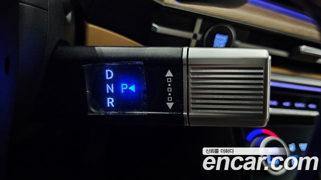 Hyundai Santafe 2025 — photo 12