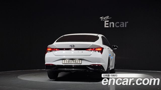 Hyundai AVANTE 2021 — photo 4