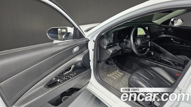 Hyundai AVANTE 2021 — photo 13