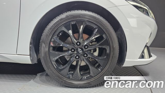 Hyundai AVANTE 2021 — photo 7