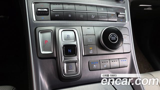 Hyundai Santafe 2021 — photo 9