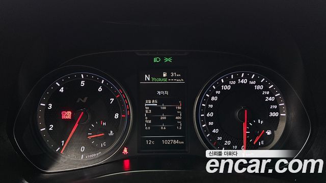 Hyundai Veloster 2019 — photo 11