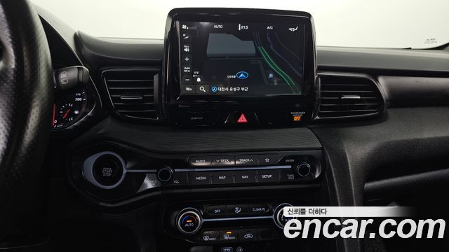 Hyundai Veloster 2019 — photo 19