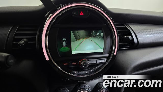 Mini Cooper 2021 — photo 20