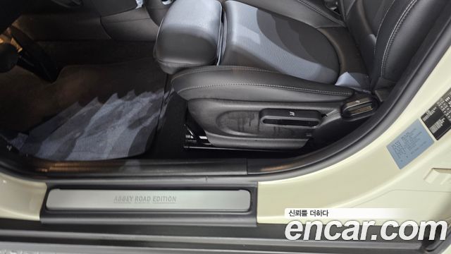 Mini Cooper 2021 — photo 30