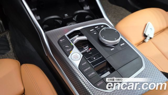 BMW 3-Series 2024 — photo 12