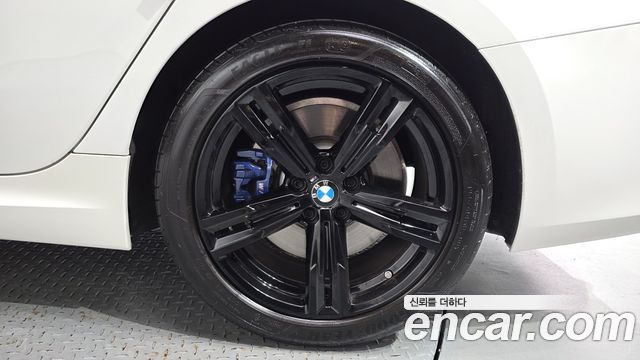 BMW 3-Series 2024 — photo 7