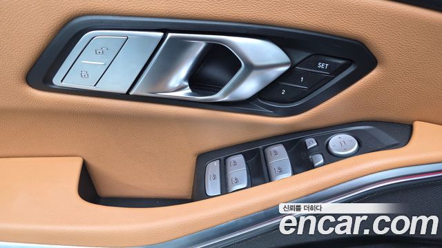 BMW 3-Series 2024 — photo 27