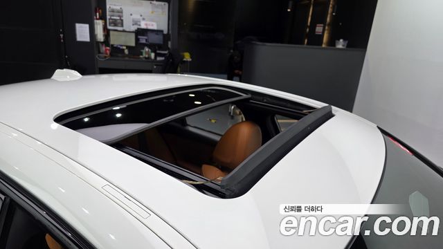 BMW 3-Series 2024 — photo 28