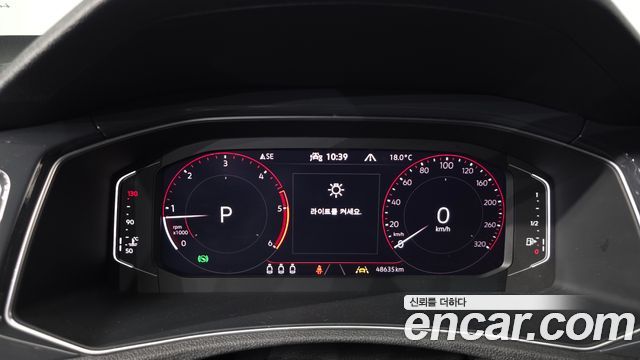 Volkswagen T-Roc 2021 — photo 11