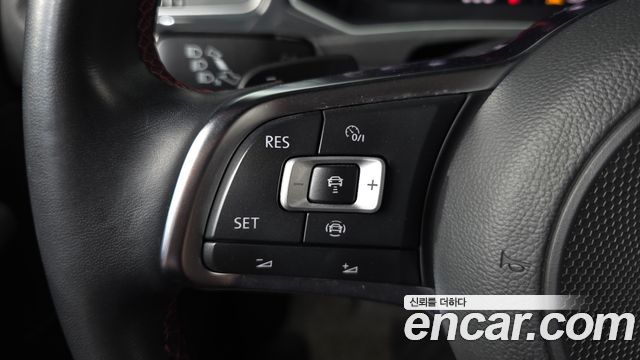 Volkswagen T-Roc 2021 — photo 22