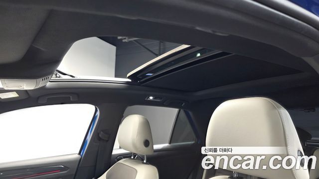 Volkswagen T-Roc 2021 — photo 23