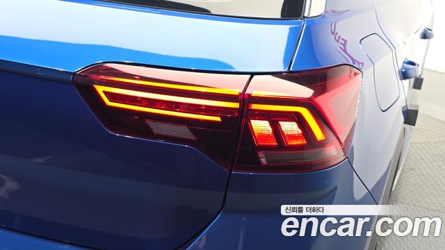 Volkswagen T-Roc 2021 — photo 9
