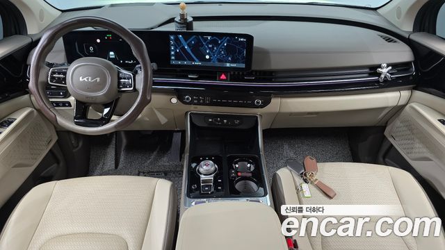 Kia Canival 2025 — photo 10