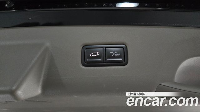 Kia Canival 2025 — photo 23