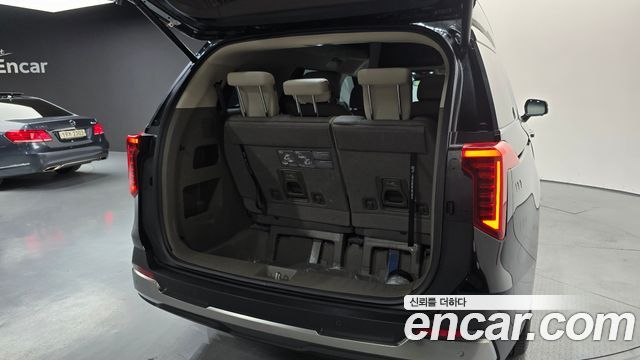 Kia Canival 2025 — photo 24